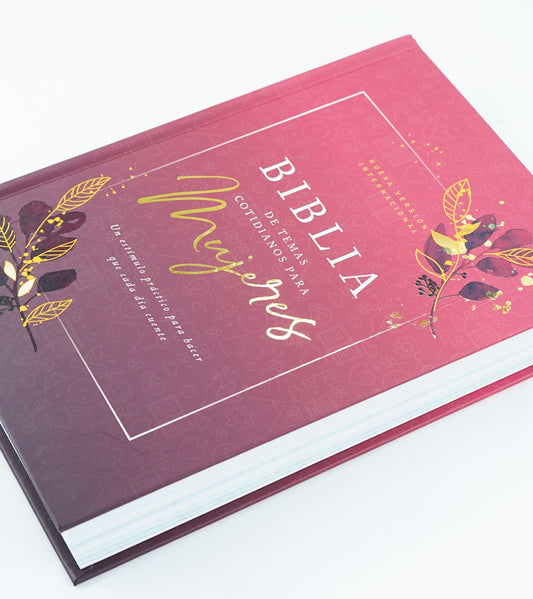 Biblia de temas cotidianos para mujeres NVI 2022 – Rosa – Tapa dura